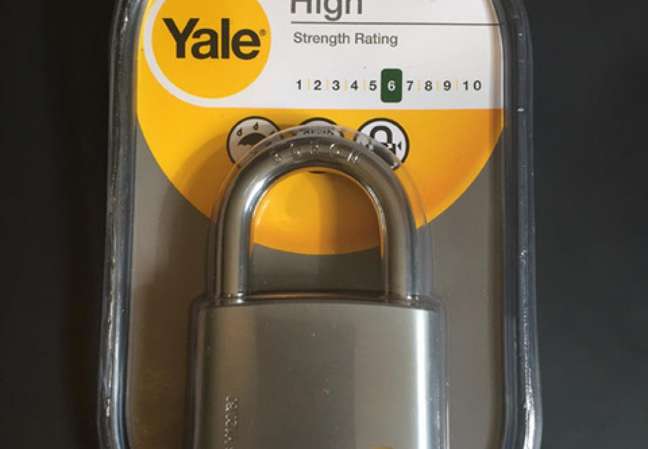 Cadenas de sécurité Yale® / bore et laiton / Y120 / 25,89€ TTC
